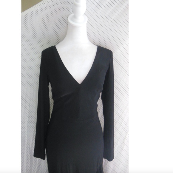 NEW XSCAPE Black Jersey LONG-SLEEVE Draped RUFFLE Contrast-Slit EVENING GOWN - Picture 4 of 10